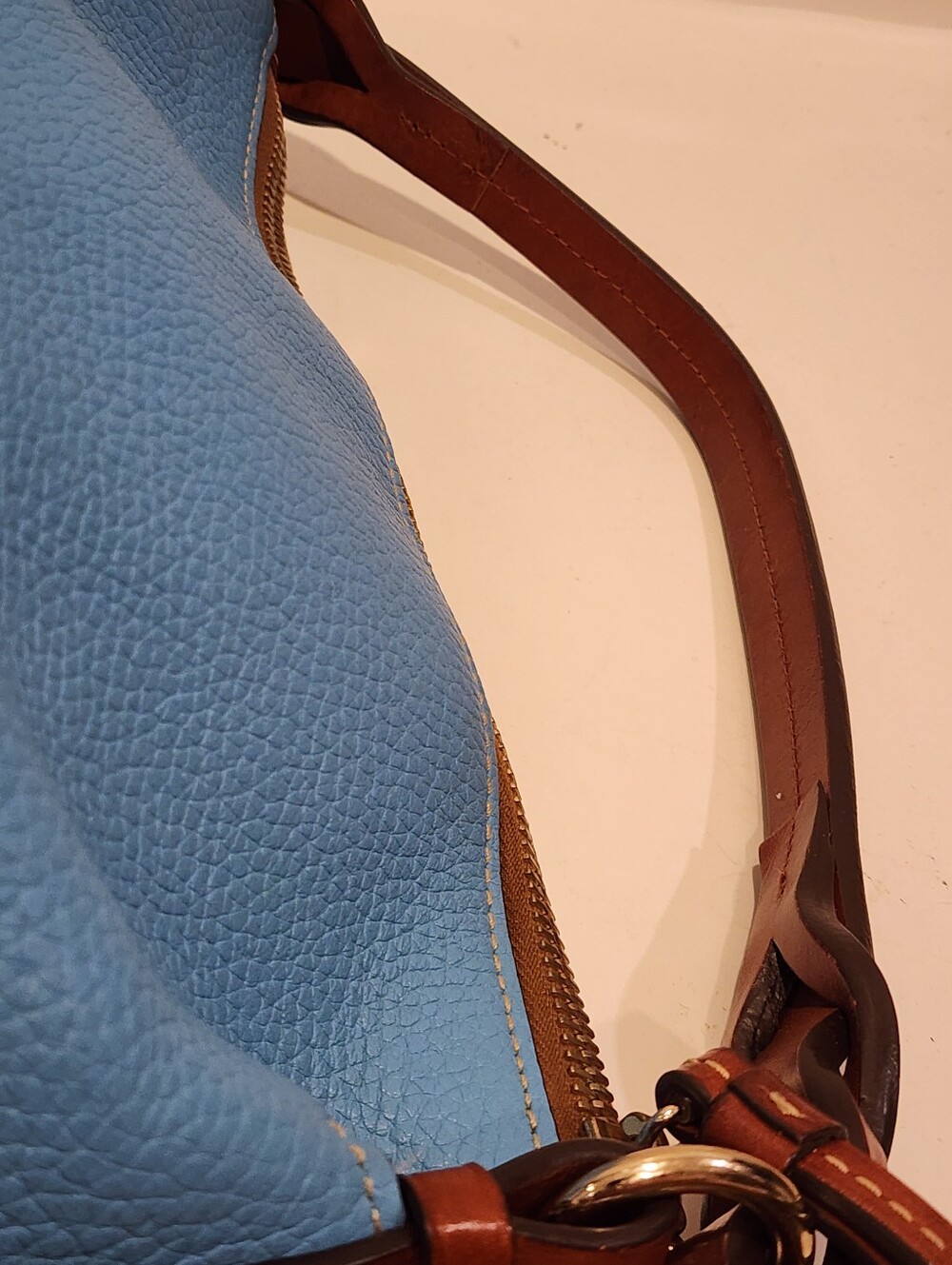 Dooney and Bourke Pebbled Leather Large Shlouder Bag Satchel - Picture 9 of 16
